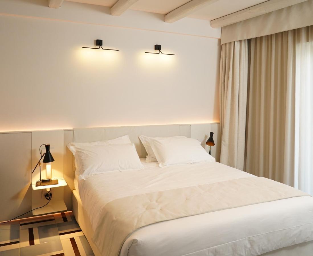 Dimora Dei Lari Hotel Bacoli Bagian luar foto