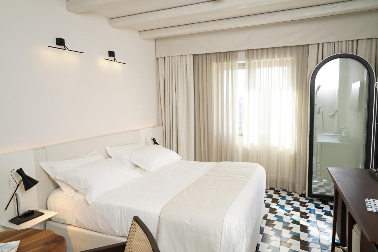 Dimora Dei Lari Hotel Bacoli Bagian luar foto