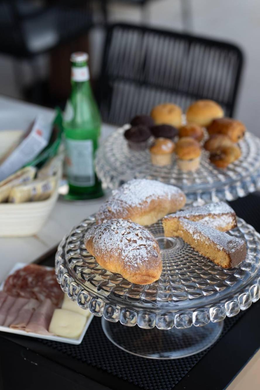Dimora Dei Lari Hotel Bacoli Bagian luar foto