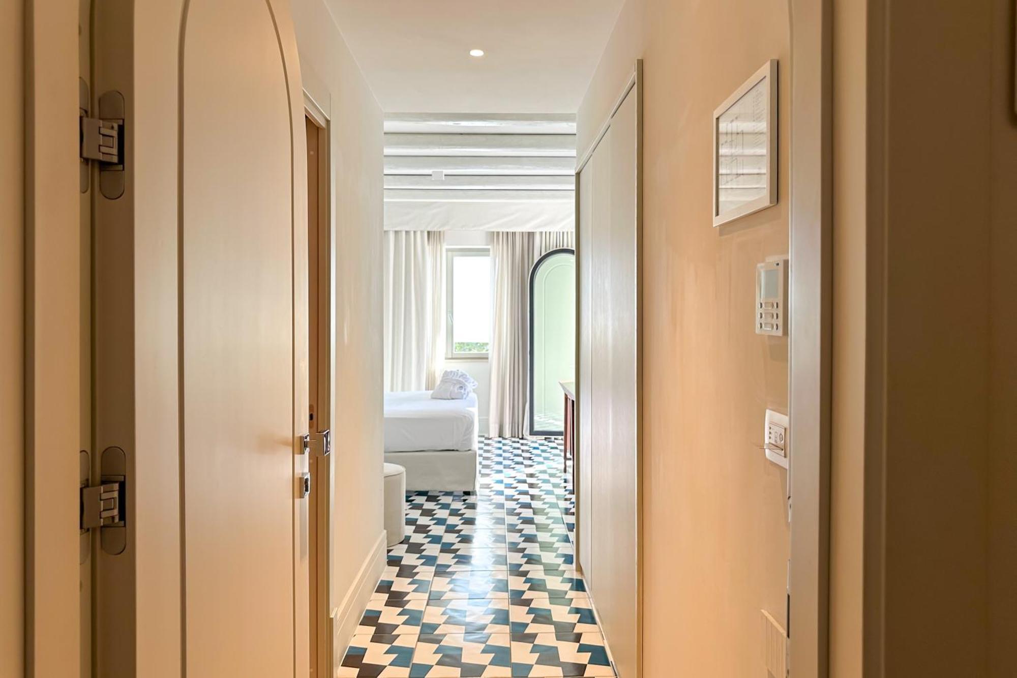 Dimora Dei Lari Hotel Bacoli Bagian luar foto